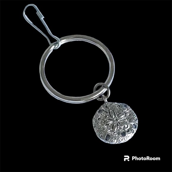 Sand Dollar Keychain Keyring Zipper Pull Purse Charm Silver Tone Sea Life Shell - Picture 2 of 8